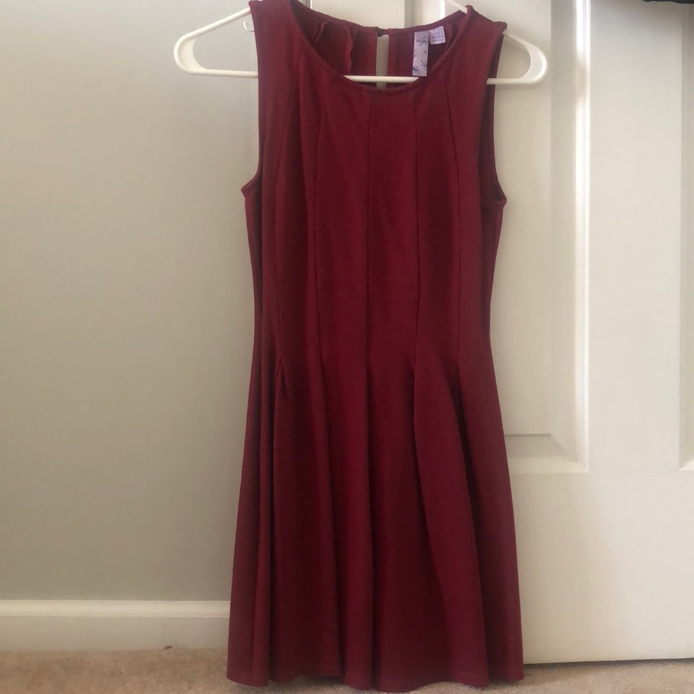 Alya maroon dress